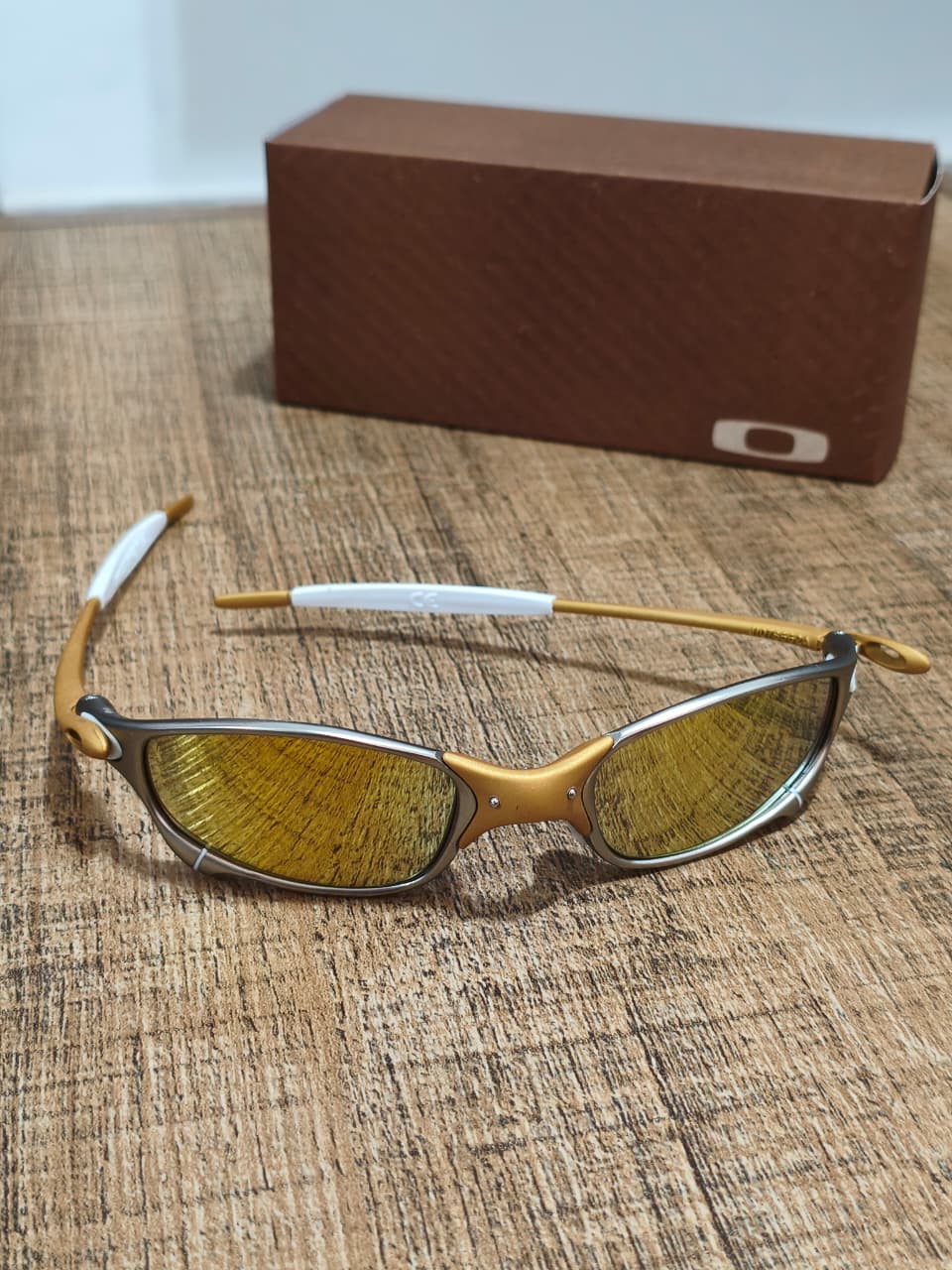 Óculos de Sol Juliet 24K - Borrachinha Branco